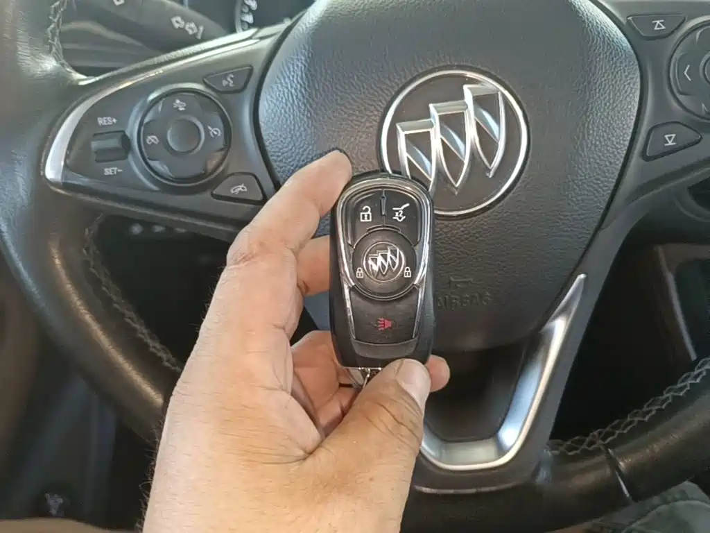 Buick Envision Plus 2018 — фото 9