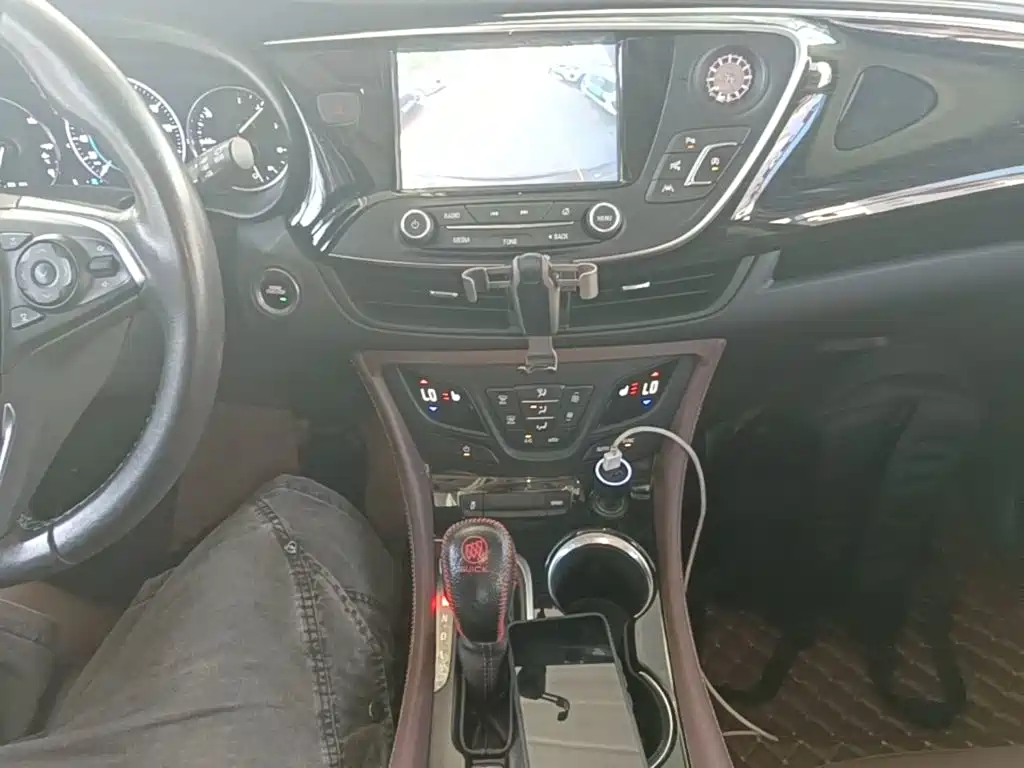 Buick Envision Plus 2018 — фото 14