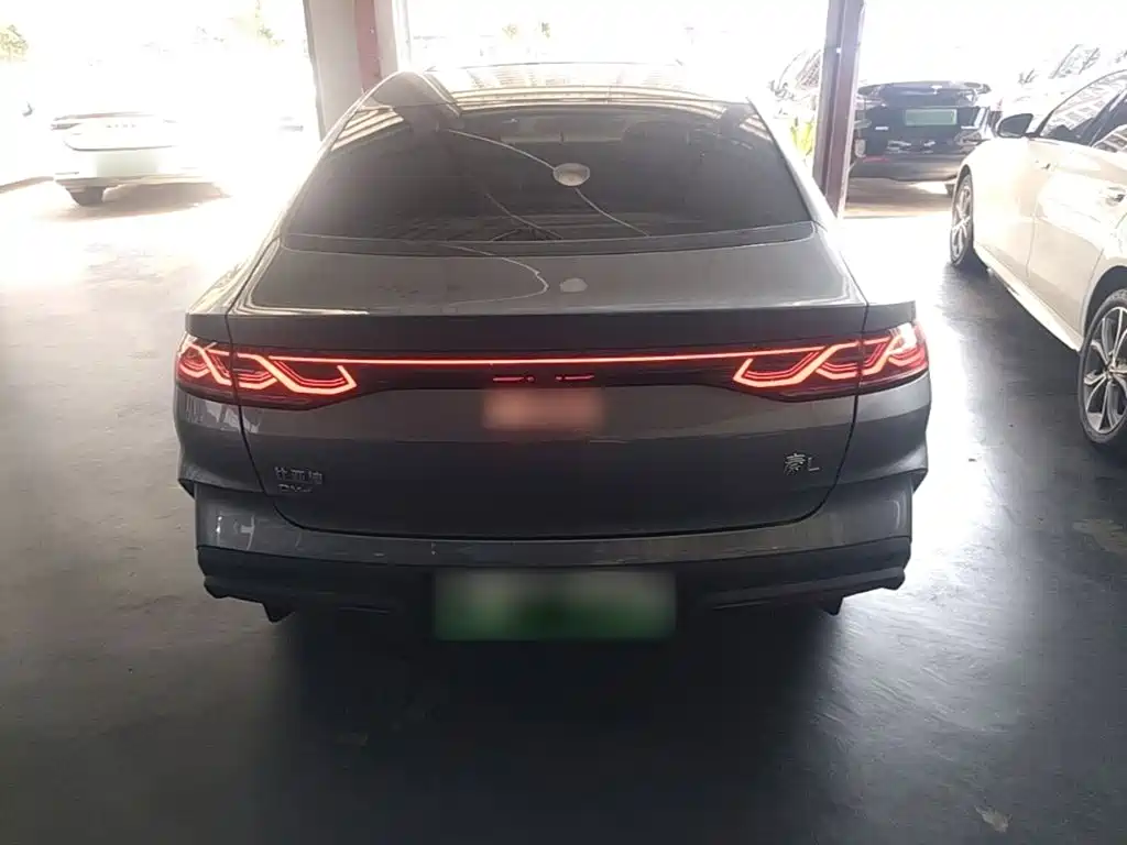 BYD Qin L 2025 — фото 6