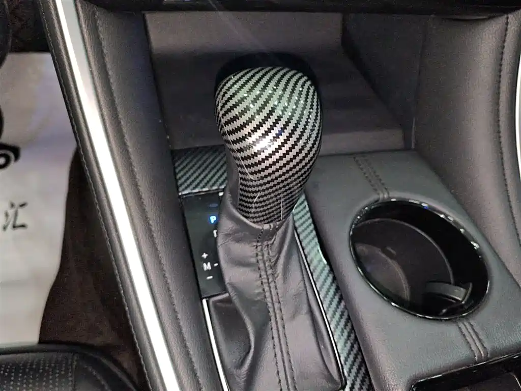 Toyota Avalon 2023 — фото 14