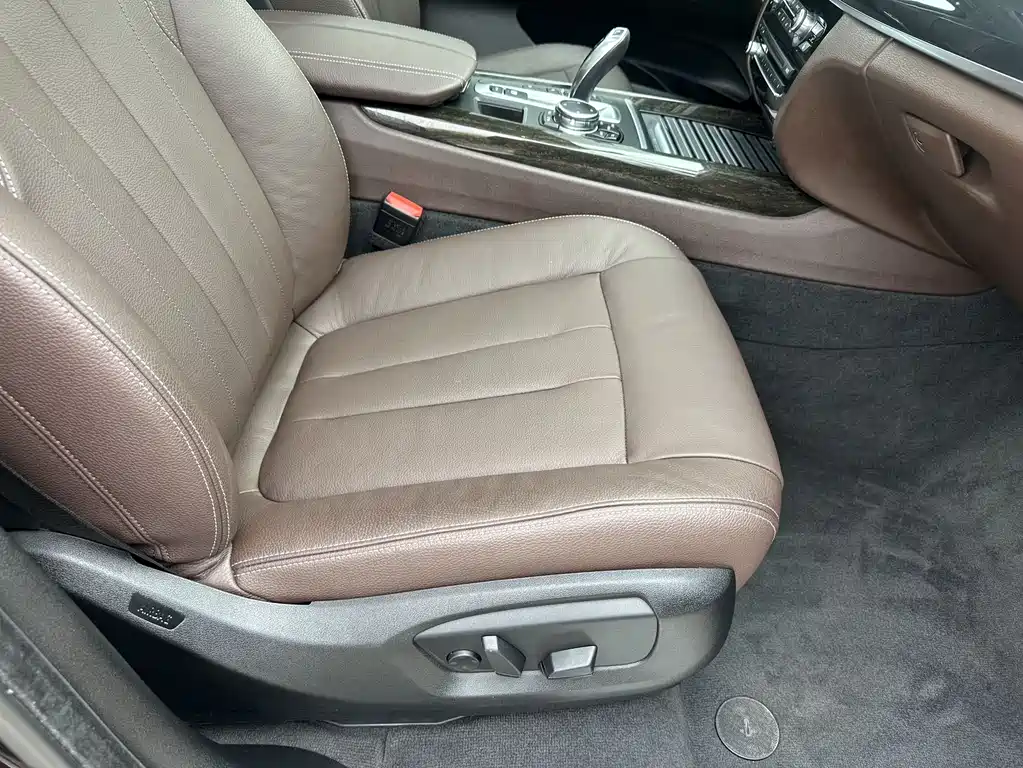 BMW X5 2016 — фото 10