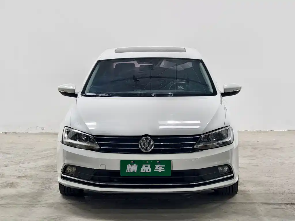 Volkswagen Sagitar 2017