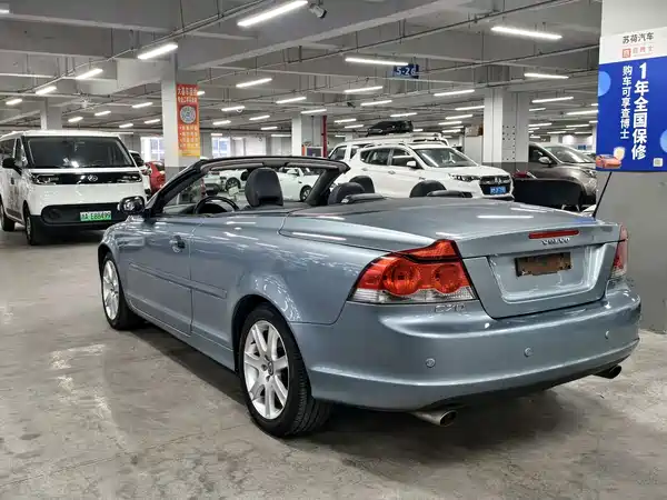 Volvo C70 2009