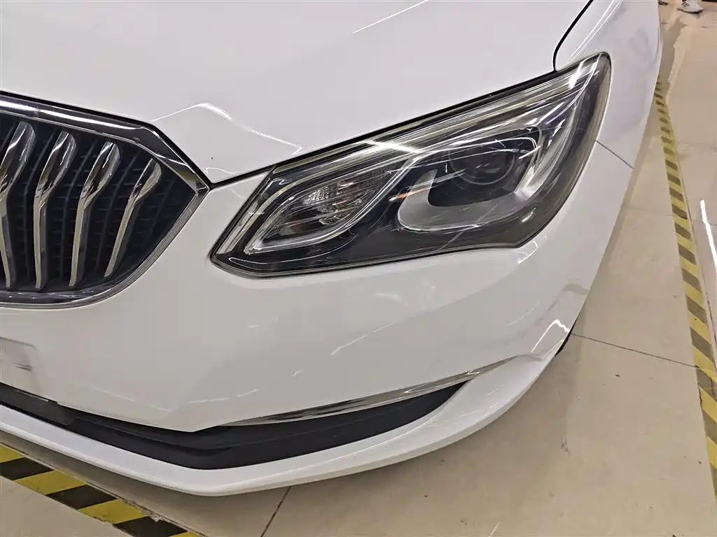 Buick Excelle 2017 — фото 18