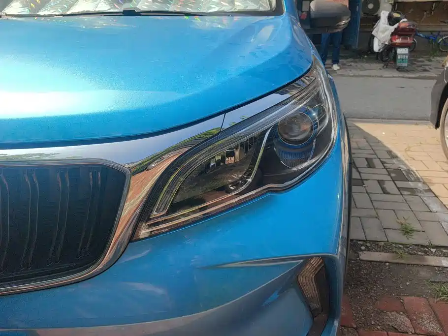 Geely Vision X3 2021