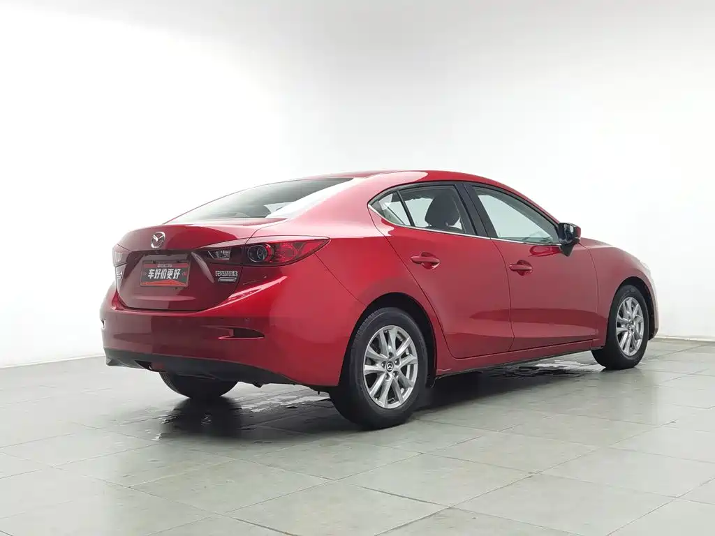 Mazda 3 Axela 2018 — фото 2
