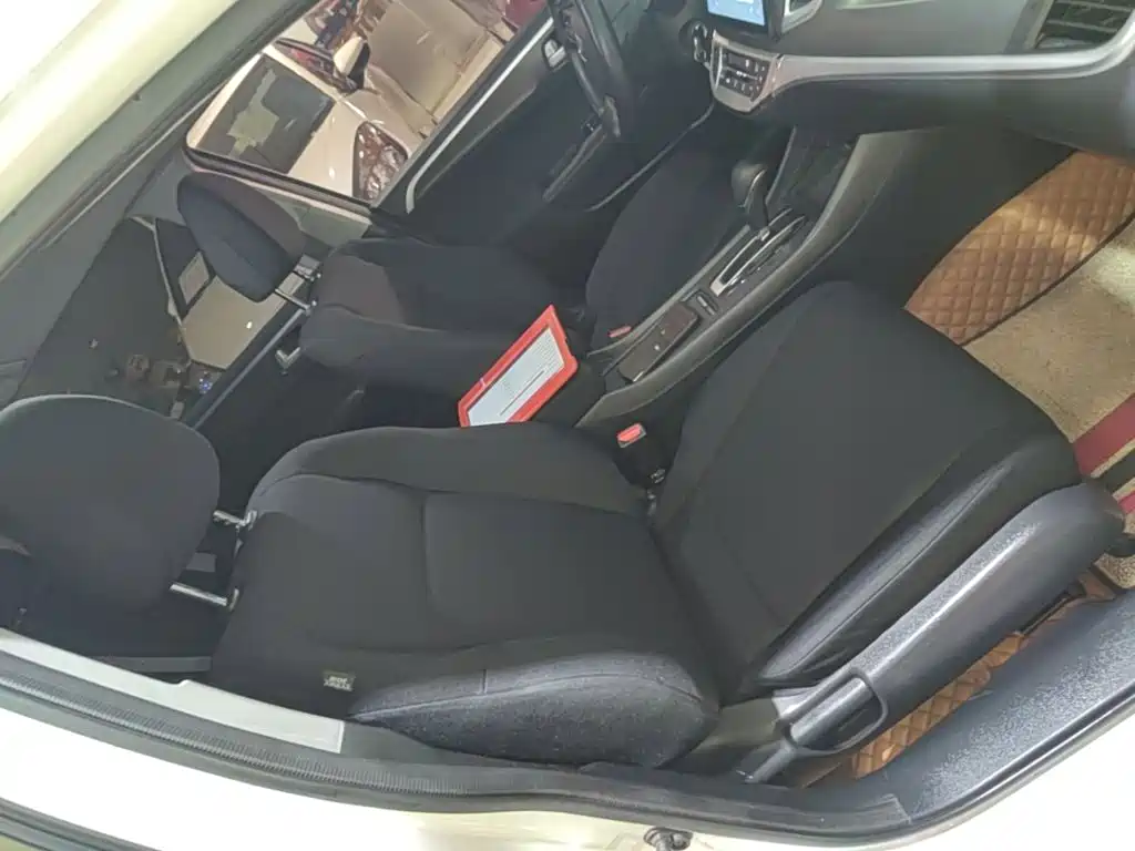 Honda Jade 2018 — фото 25