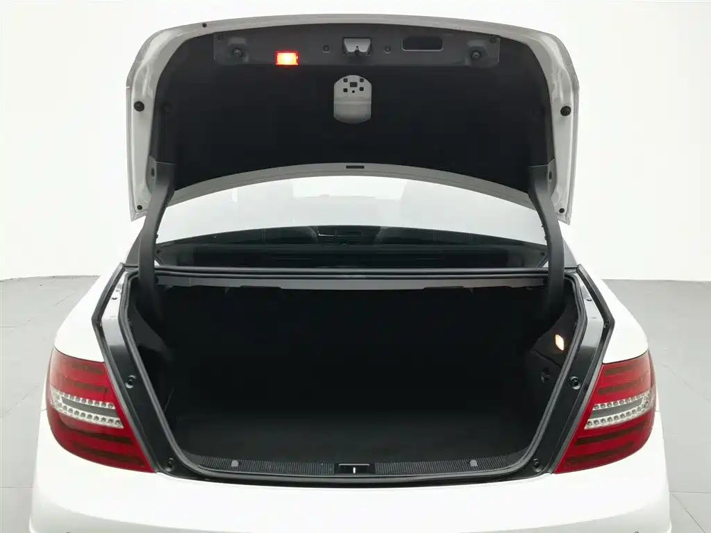 Mercedes-Benz C-Class 2014 — фото 16