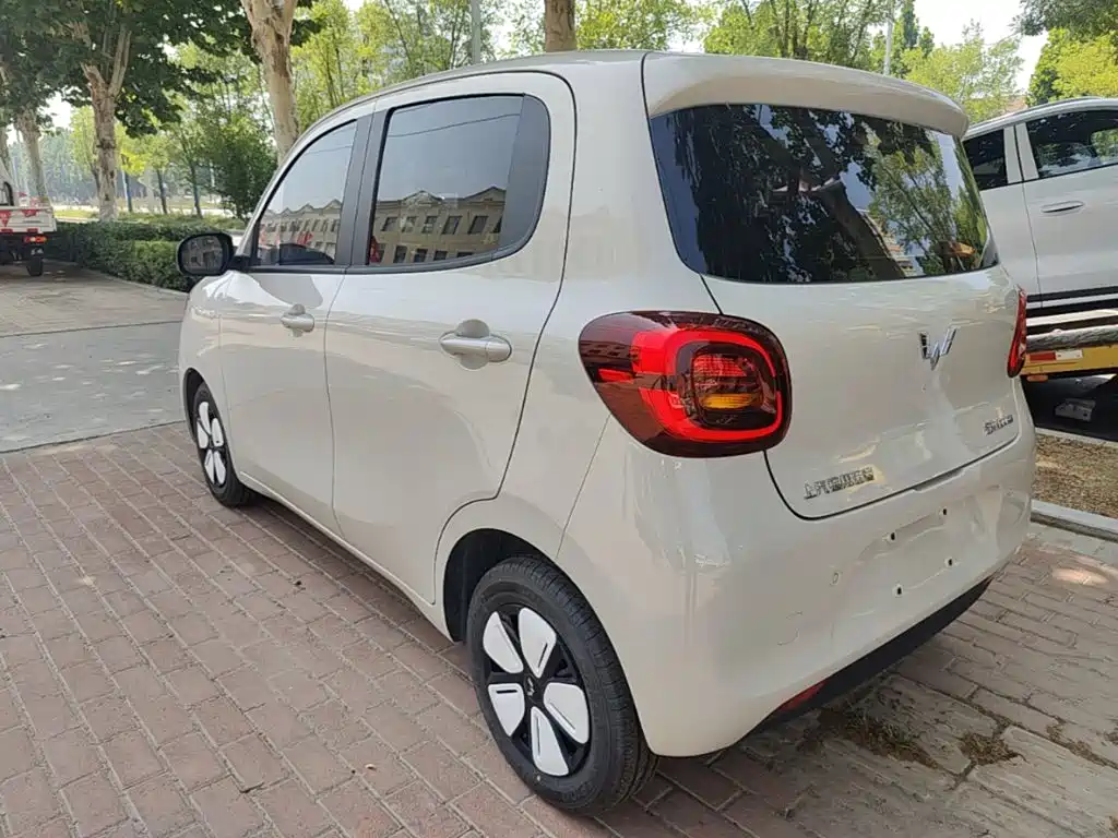 Wuling Hongguang MINIEV 2025
