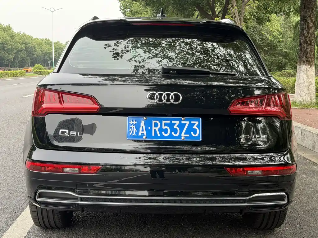 Audi Q5L 2019 — фото 3