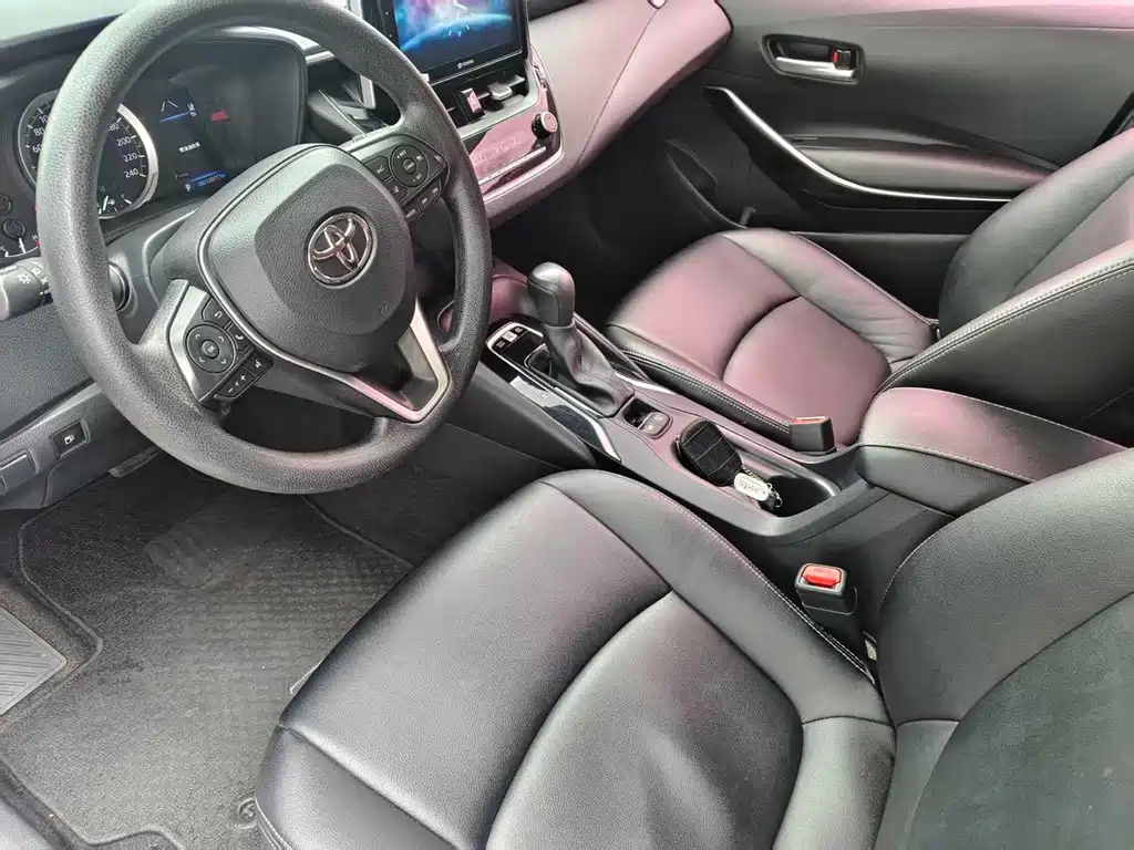 Toyota Corolla 2020 — фото 11
