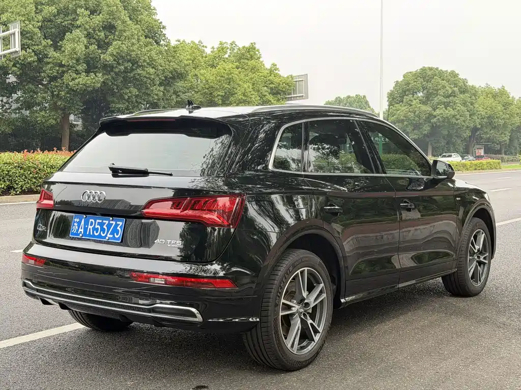 Audi Q5L 2019 — фото 4