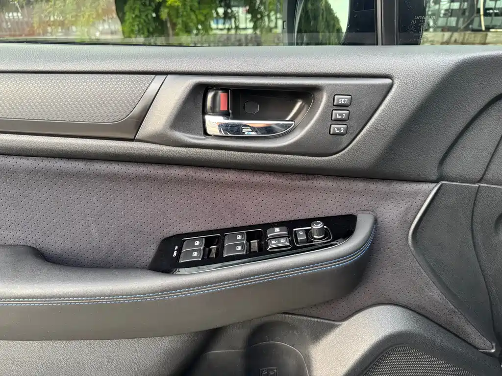 Subaru Legacy 2021 — фото 15