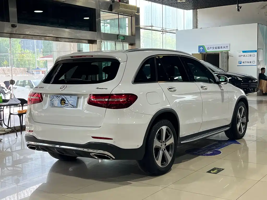 Mercedes-Benz GLC 2016 — фото 4