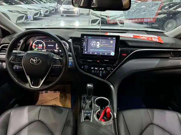 Toyota Camry 2022