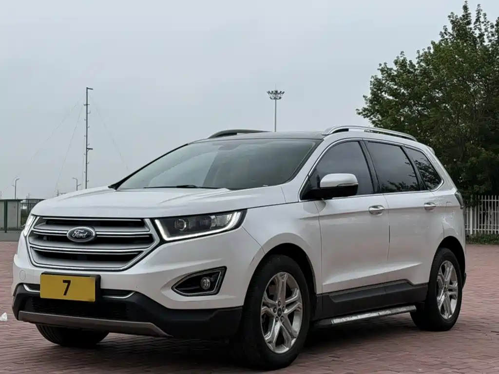 Ford Edge 2017 — фото 1