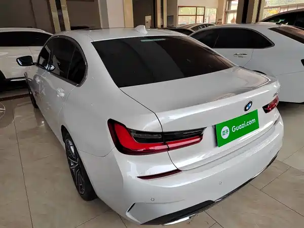 BMW 3 Series 2022