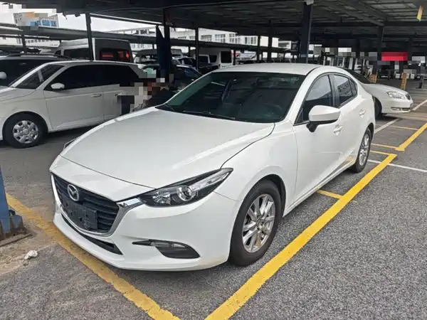 Mazda 3 Axela 2019