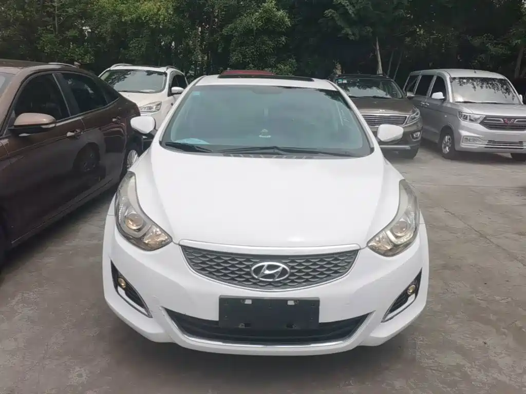 Hyundai Elantra 2016