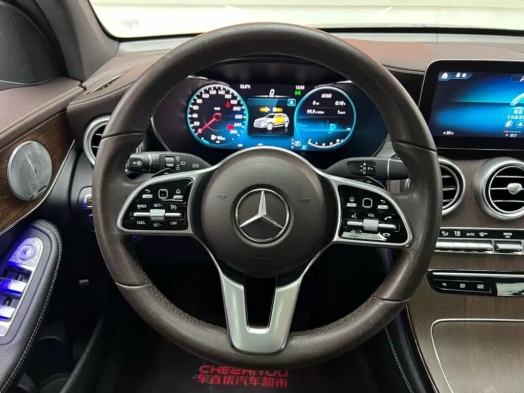 Mercedes-Benz GLC 2021 — фото 14