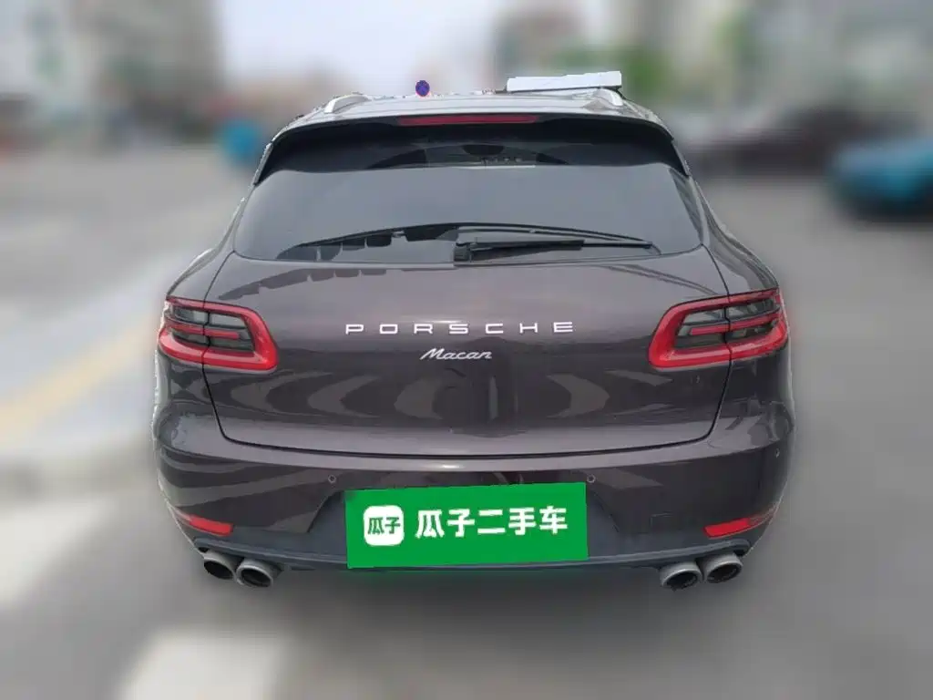 Porsche Macan 2018 — фото 10