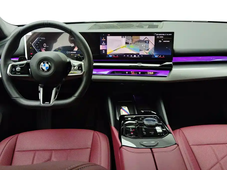 BMW 5 Series 2024 — фото 12