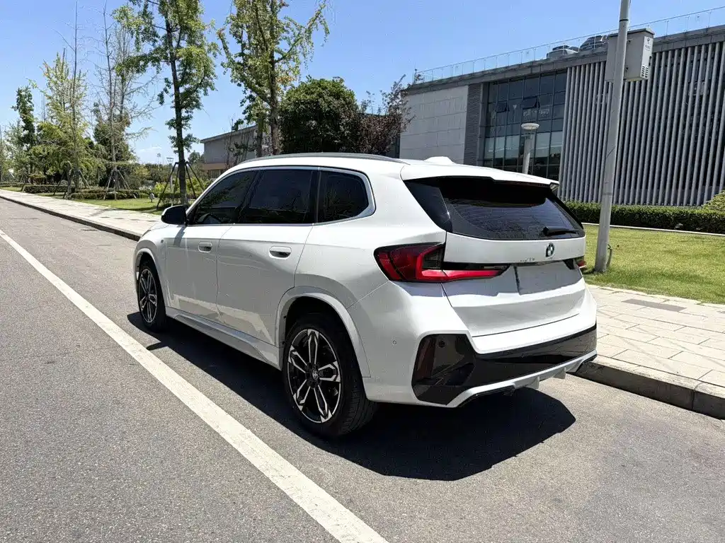 BMW X1 2024 — фото 9