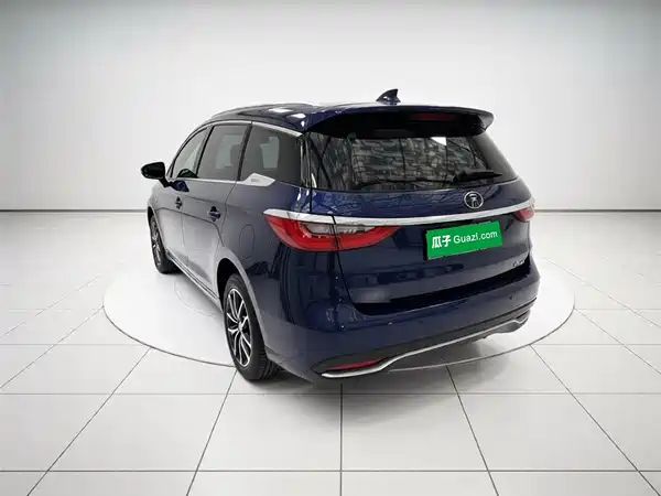 BYD Song MAX 2017