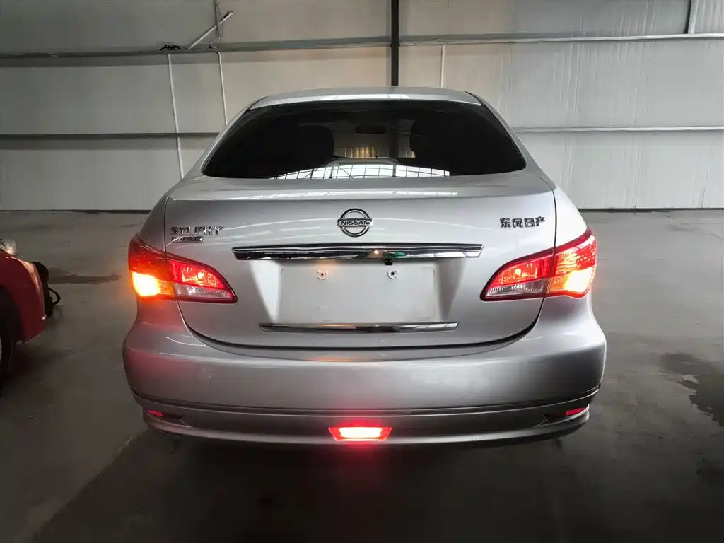 Nissan Sylphy 2015 — фото 4