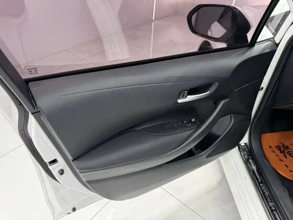 Toyota Corolla 2022 — фото 10