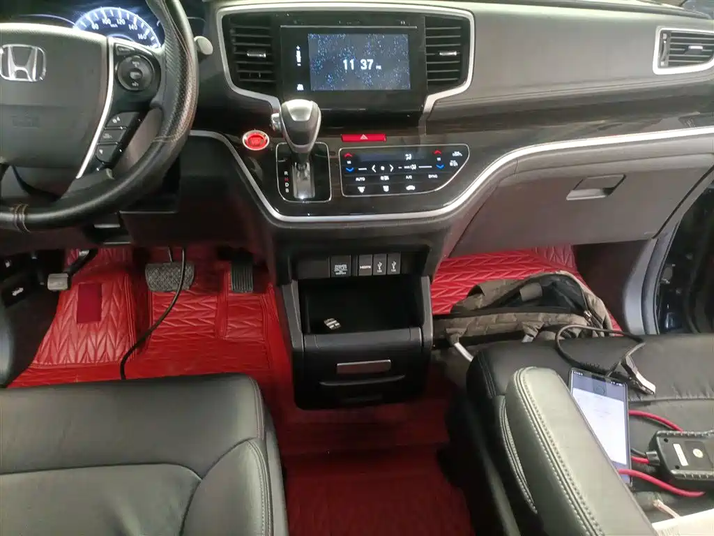 Honda Odyssey 2019 — фото 14