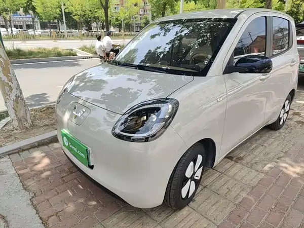 Wuling Hongguang MINIEV 2025