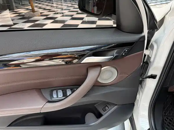BMW X1 2023