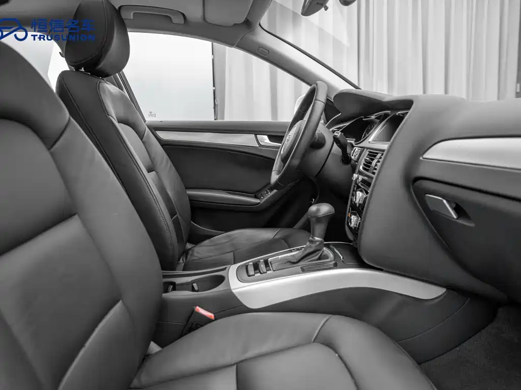 Audi A4L 2013 — фото 15