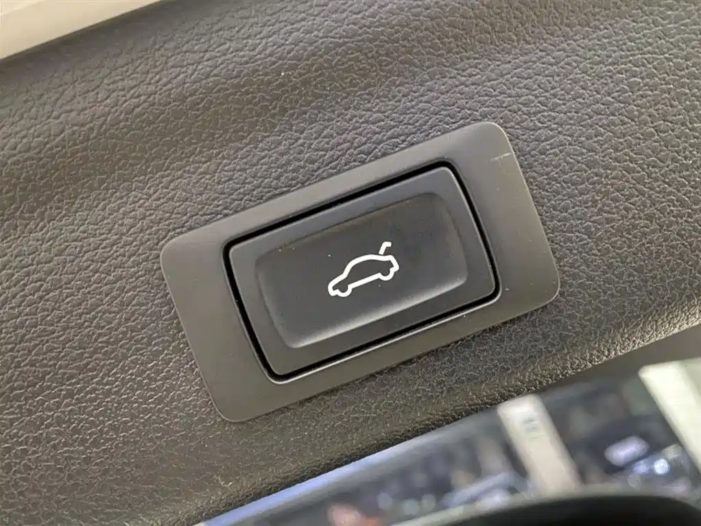 Audi Q3 2022 — фото 13