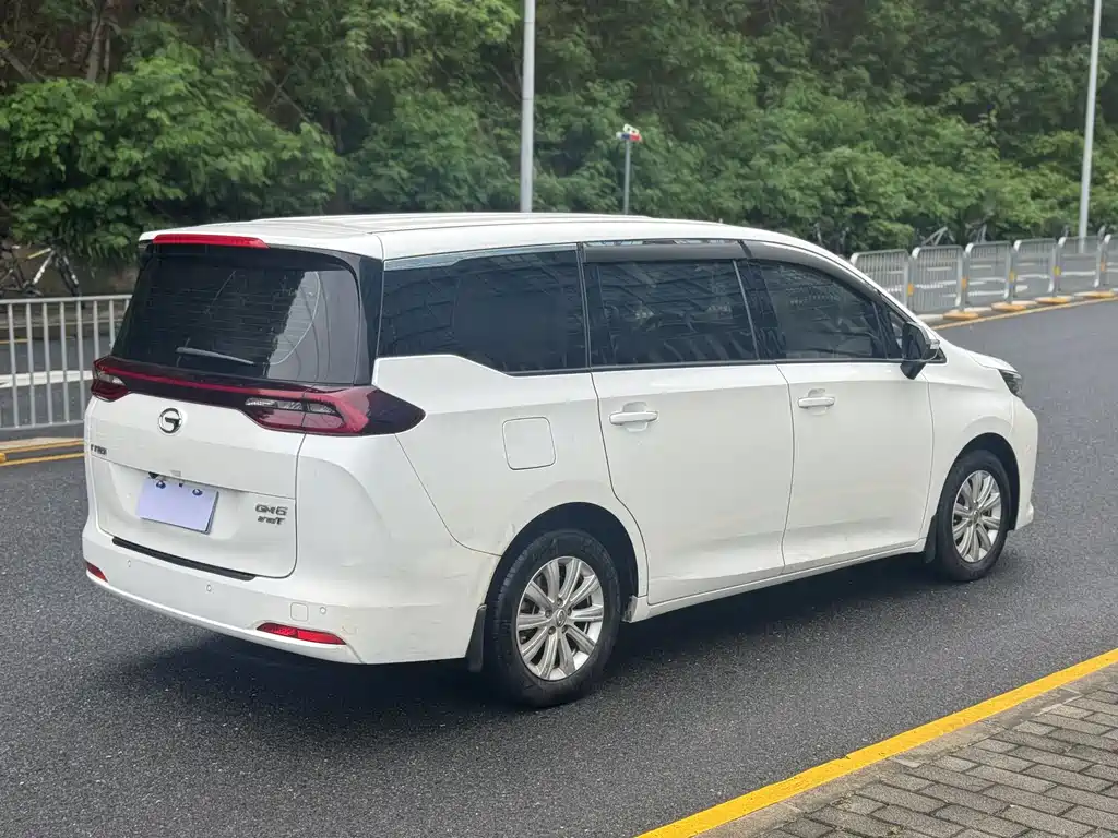 GAC Motor Trumpchi M6 2020 — фото 15