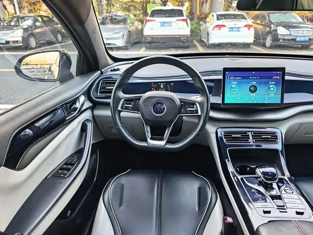 BYD Qin PLUS 2022 — фото 8