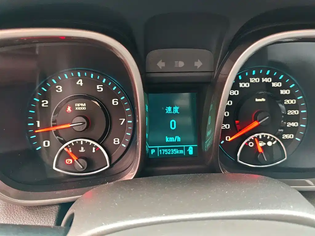 Chevrolet Malibu 2015 — фото 12