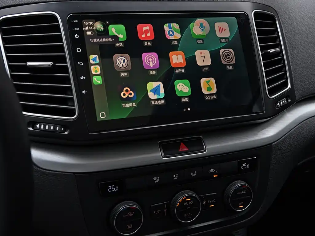 Volkswagen Sharan 2018 — фото 13