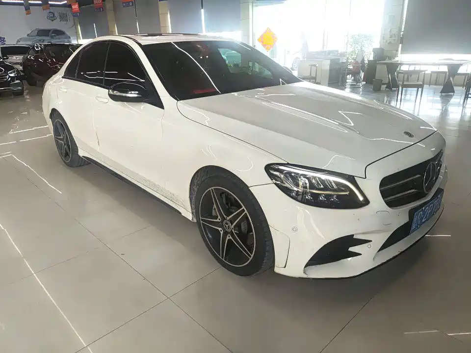 Mercedes-Benz C-Class 2020