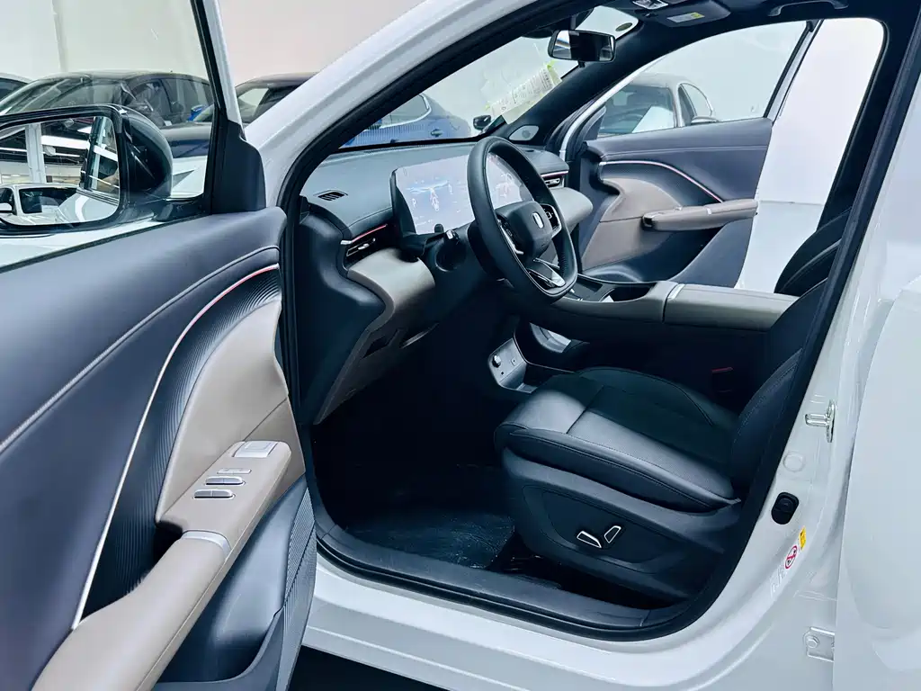 Changan CS55 PLUS PHEV 2026 — фото 4