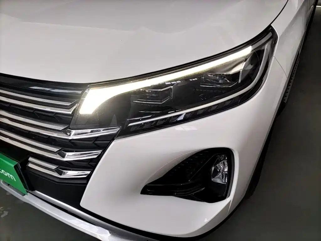 GAC Trumpchi GS4 2021 — фото 24