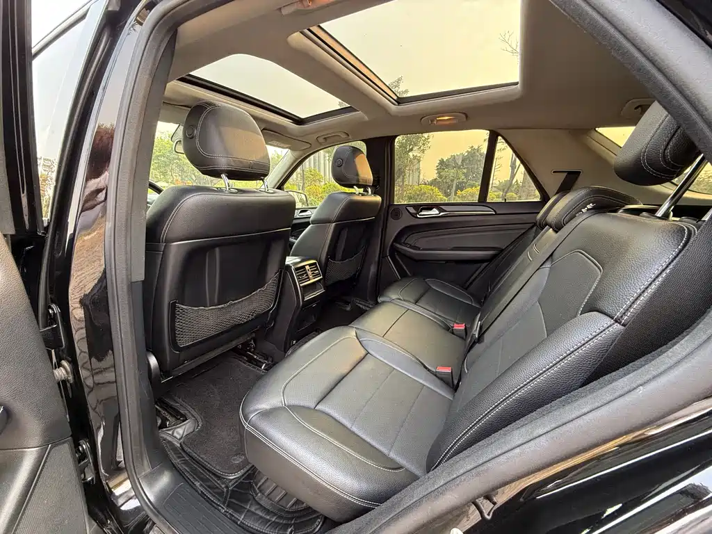 Mercedes-Benz M-Class 2015 — фото 14