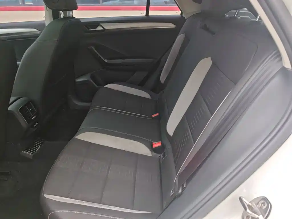 Volkswagen T-Roc 2020 — фото 17