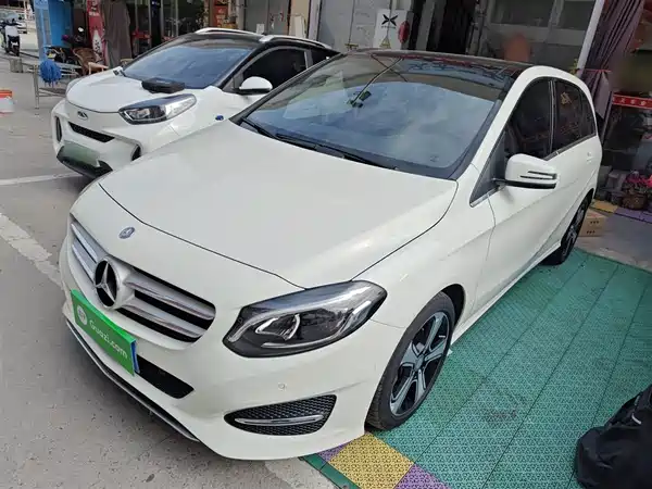 Mercedes-Benz B-Class 2016