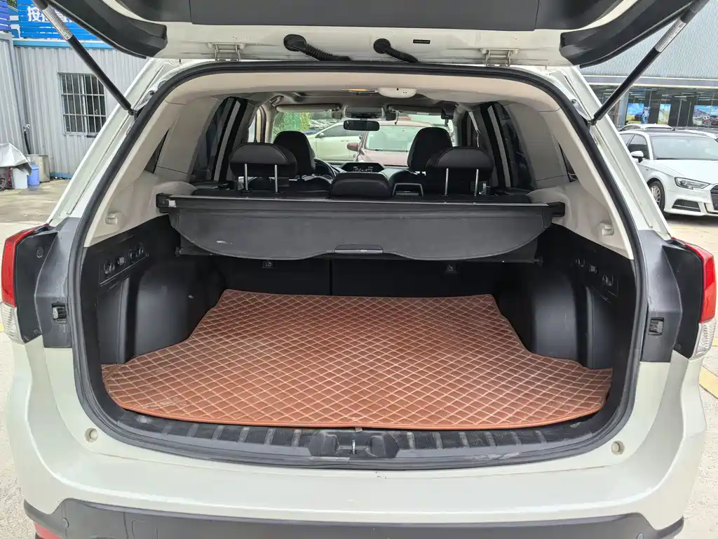 Subaru Forester 2020 — фото 9