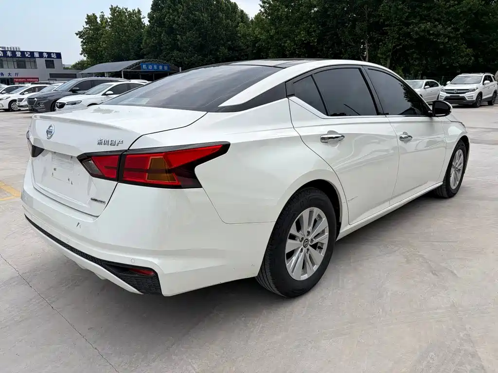 Nissan Teana 2020
