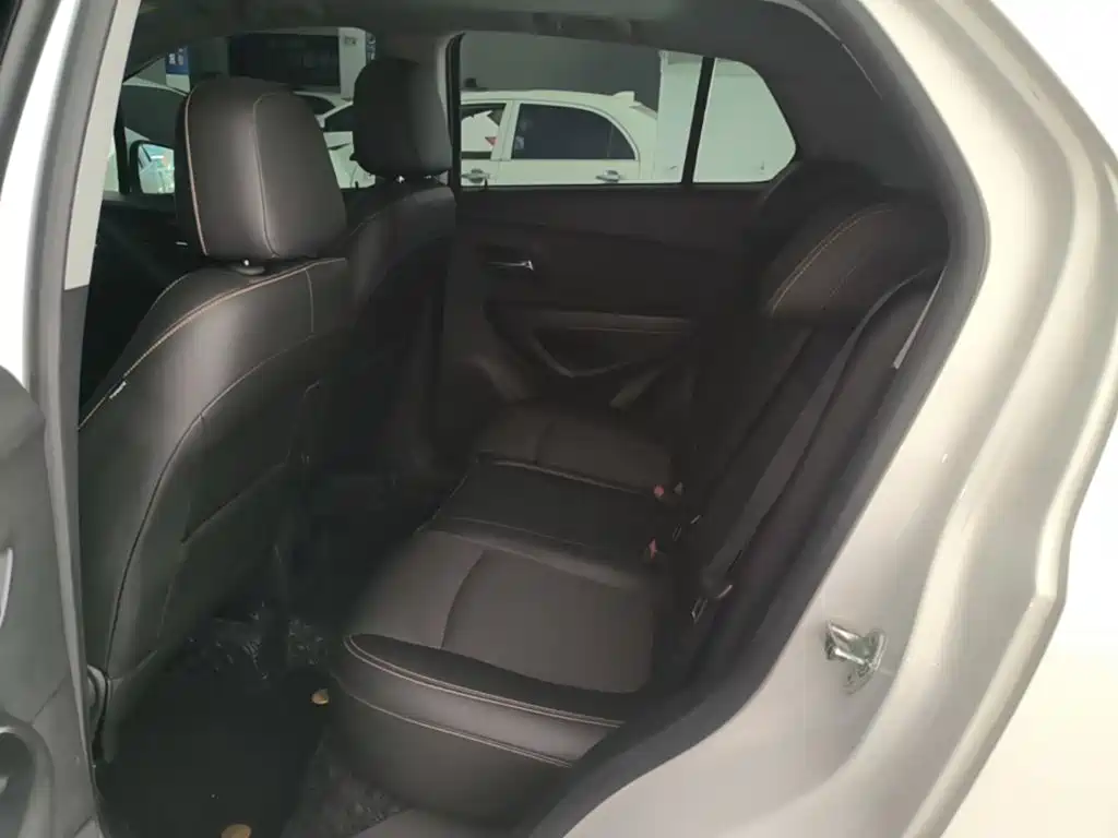Chevrolet Trax 2017 — фото 17