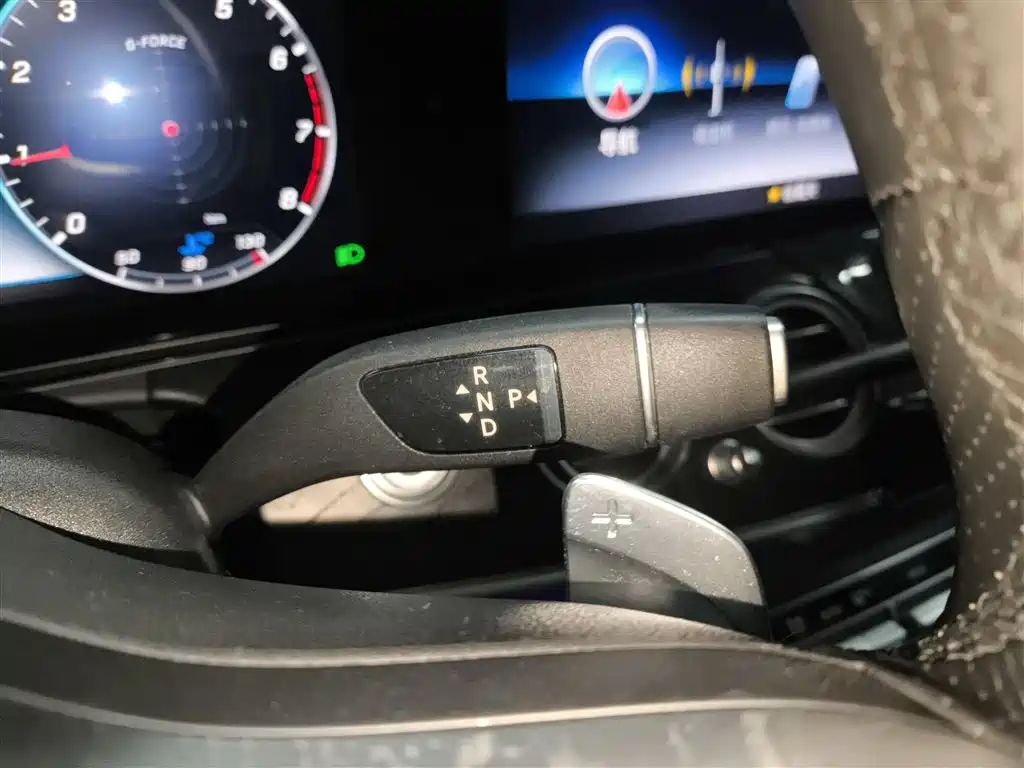 Mercedes-Benz E-Class 2019 — фото 14