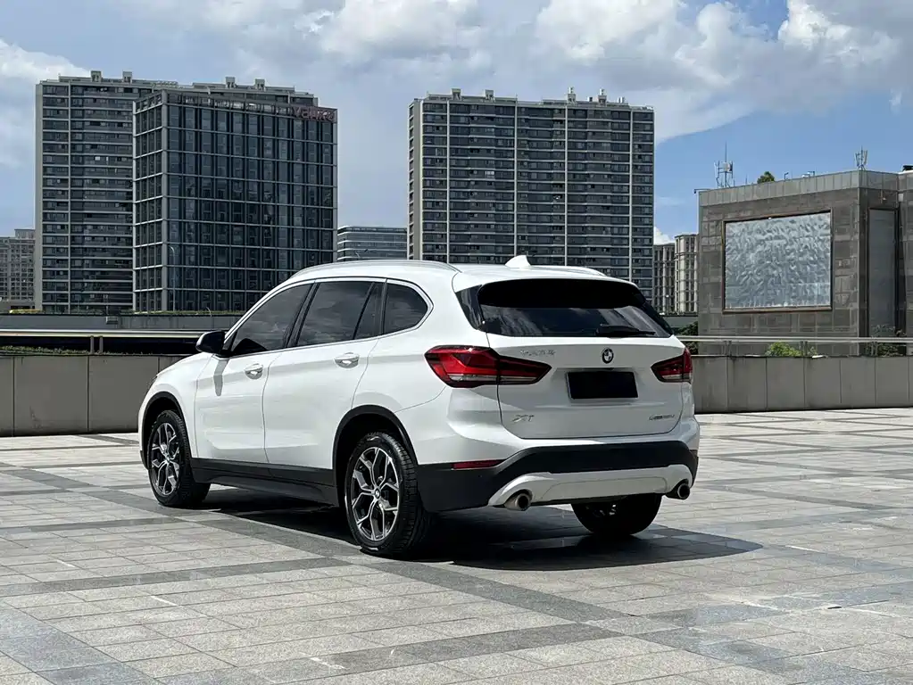 BMW X1 2022 — фото 13